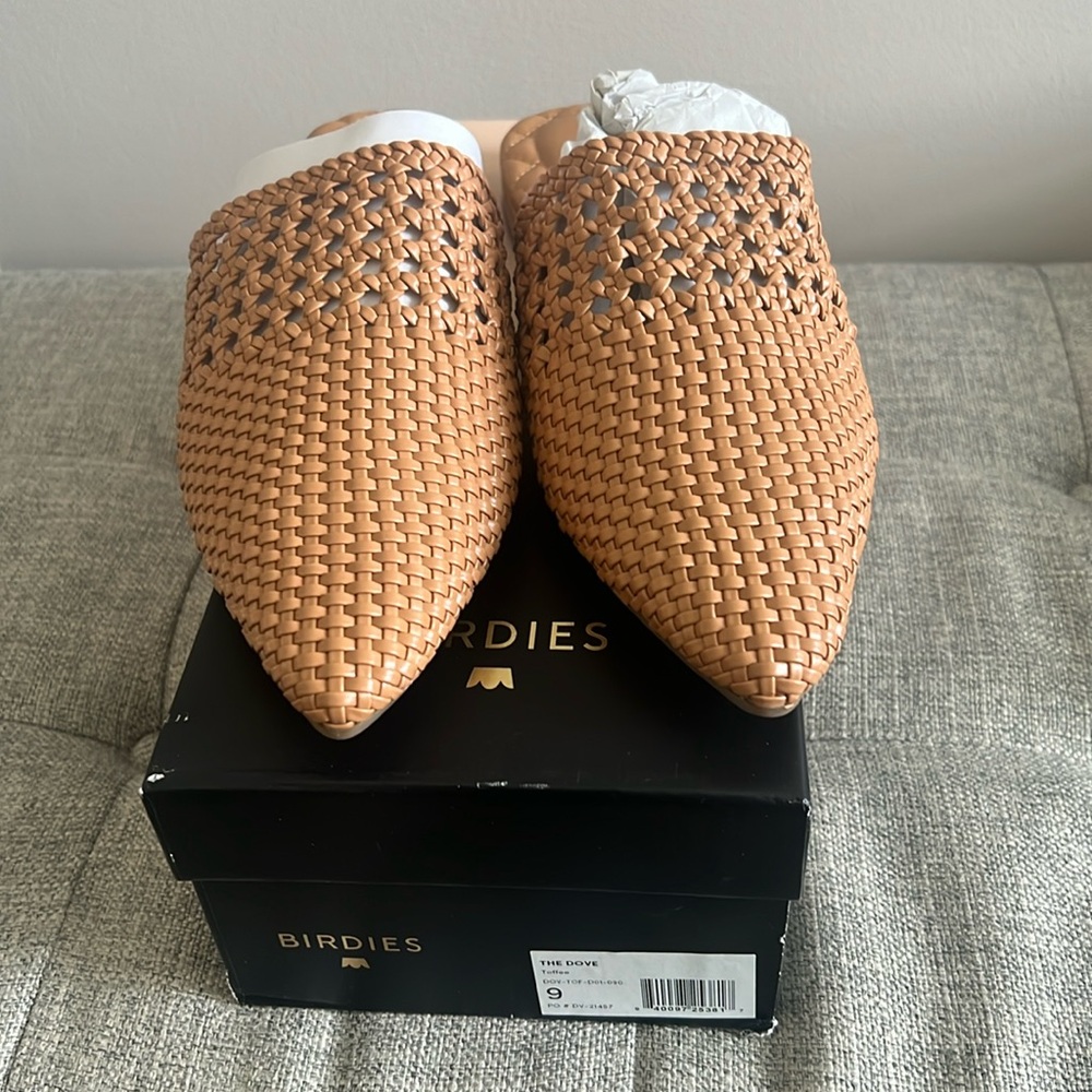 Birdies, flat shoes size 9. New.